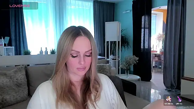 Libby Nora online show from 02-10-25, 09:58