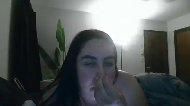 Snapshot of WetFlower69 chatting on 07-18-26, 02:31 WetFlower69 online show from 07-18-26, 02:31