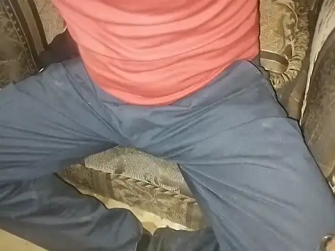 Snapshot of robertocastillo-2017 chatting on 09-30-25, 07:42 robertocastillo-2017 online show from 09-30-25, 07:42