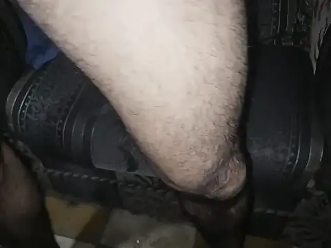 Snapshot of robertocastillo-2017 chatting on 11-06-25, 04:16 robertocastillo-2017 online show from 11-06-25, 04:16