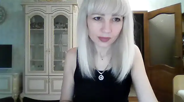 Snapshot of BarbaraKim chatting on 01-08-25, 01:09 BarbaraKim online show from 01-08-25, 01:09