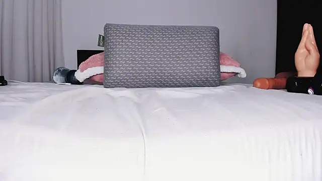 Snapshot of Vivixoxo chatting on 12-18-24, 12:51 Vivixoxo online show from 12-18-24, 12:51