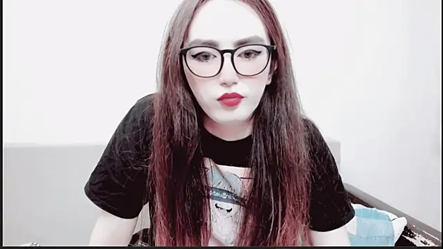 MinniMaksy online show from 03-04-25, 09:54