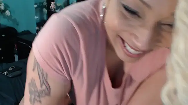 msbaddiebabe101 online show from 01-18-25, 03:31