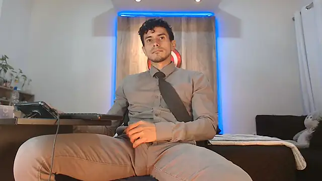 Andrew 4  online show from 10-27-25, 04:46