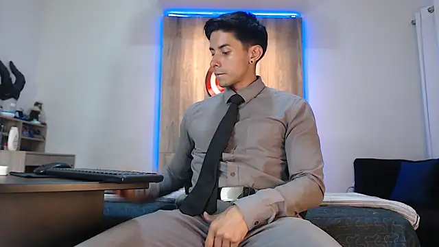 Andrew 4  online show from 03-22-25, 02:16