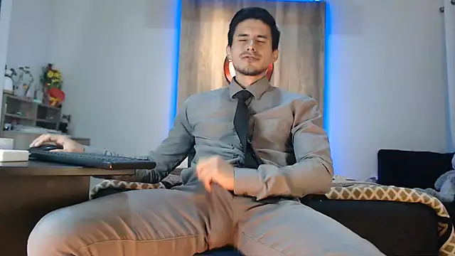 Andrew 4  online show from 09-13-25, 04:01