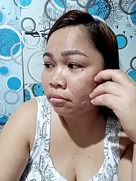 Snapshot of XXLorie_02 chatting on 09-18-25, 02:31 XXLorie 02 online show from 09-18-25, 02:31