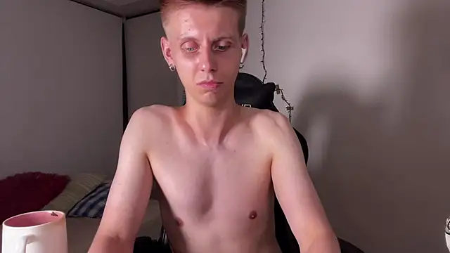 Snapshot of vladdymeow chatting on 01-05-25, 05:20 vladdymeow online show from 01-05-25, 05:20