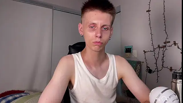 Snapshot of vladdymeow chatting on 12-31-24, 10:01 vladdymeow online show from 12-31-24, 10:01