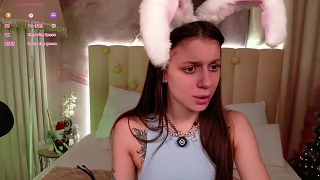 Eille Elfie online show from 12-23-25, 05:29