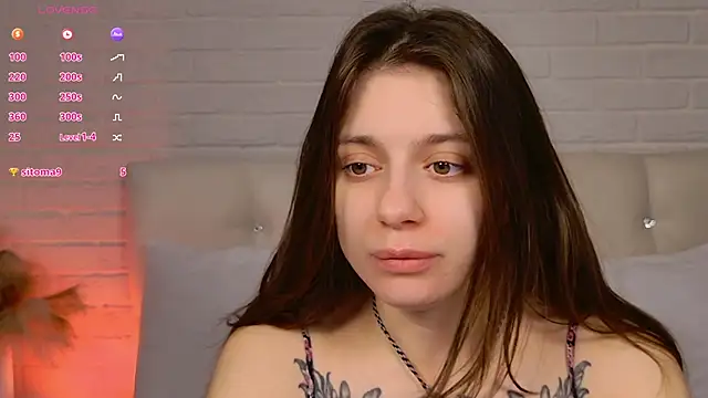 Eille Elfie online show from 01-15-26, 04:49