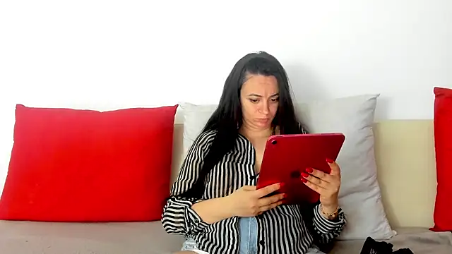 Snapshot of cute_angel95 chatting on 05-04-26, 08:22 cute angel95 online show from 05-04-26, 08:22
