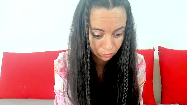 Snapshot of cute_angel95 chatting on 06-15-26, 06:46 cute angel95 online show from 06-15-26, 06:46