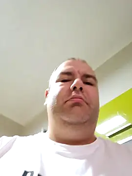 Andrew1900529 online show from 09-24-25, 04:30