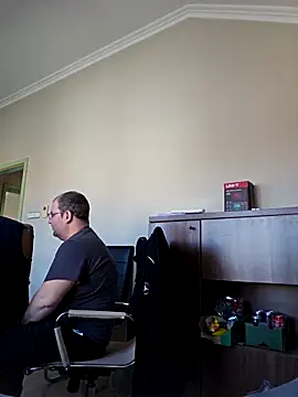 Andrew1900529 online show from 03-18-25, 01:12