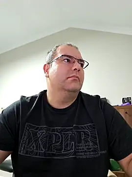 Andrew1900529 online show from 11-03-25, 05:34