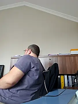 Andrew1900529 online show from 03-10-25, 12:49