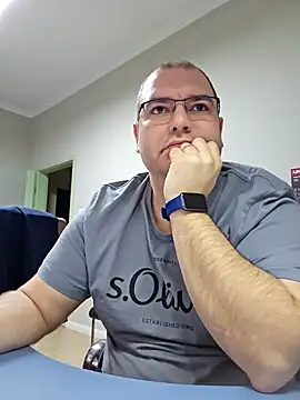 Andrew1900529 online show from 01-21-25, 06:00