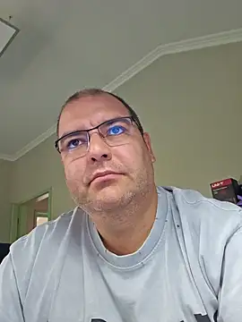 Andrew1900529 online show from 09-19-25, 07:01