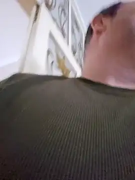 Andrew1900529 online show from 10-06-25, 12:17