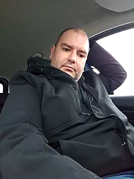 Andrew1900529 online show from 12-05-25, 02:15