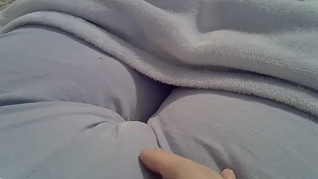perescam online show from 10-16-25, 03:42