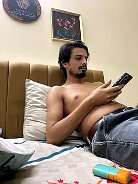 Talha266 online show from 10-29-25, 02:32