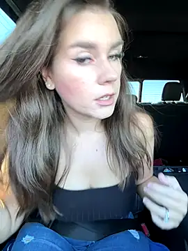 MaggyMayI online show from 09-24-25, 03:18