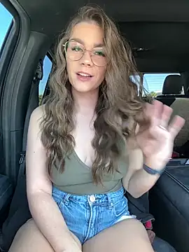 MaggyMayI online show from 02-08-26, 06:49