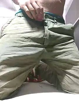 Snapshot of HotBoyOm chatting on 12-09-24, 10:32 HotBoyOm online show from 12-09-24, 10:32