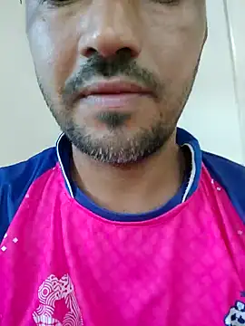 Snapshot of HotBoyOm chatting on 09-23-25, 02:29 HotBoyOm online show from 09-23-25, 02:29