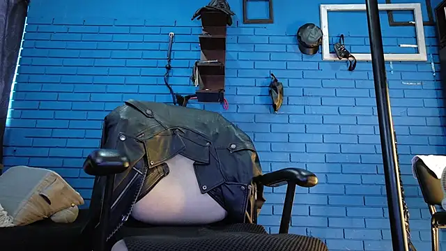 Snapshot of TheIan26 chatting on 02-25-26, 07:58 TheIan26 online show from 02-25-26, 07:58