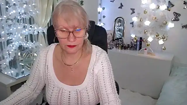 Ghertrude52 online show from 12-22-25, 04:01