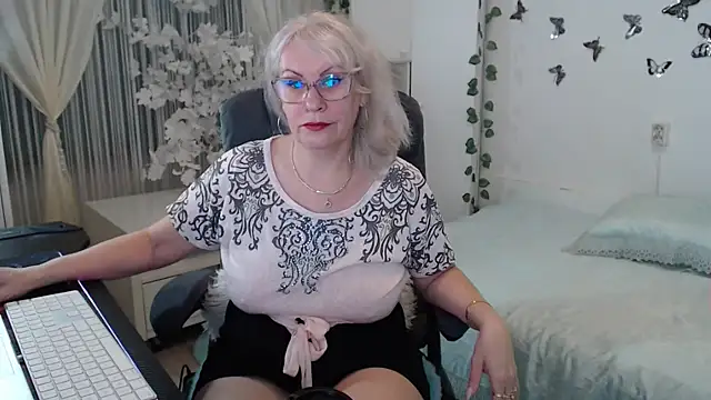 Ghertrude52 online show from 04-04-26, 04:08