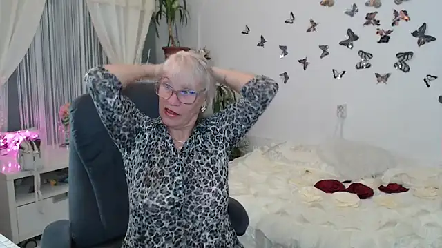 Ghertrude52 online show from 10-01-25, 03:11