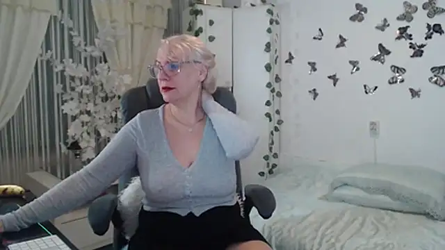 Ghertrude52 online show from 02-27-26, 05:07