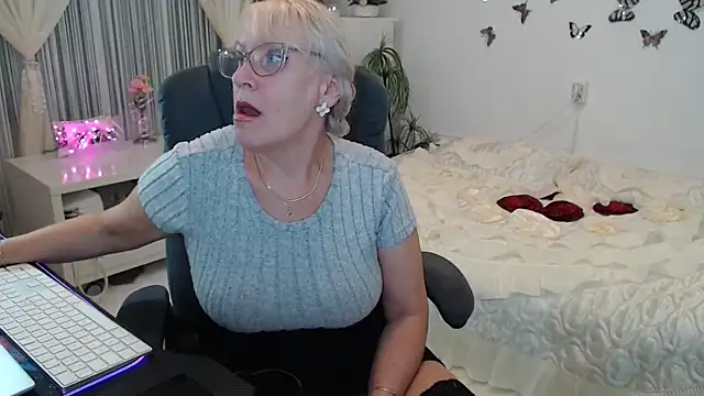Ghertrude52 online show from 10-08-25, 03:08