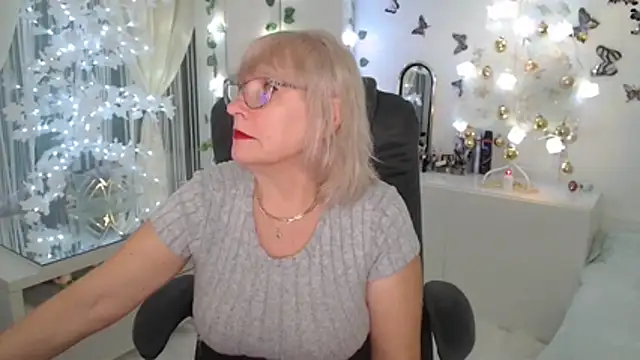 Ghertrude52 online show from 12-20-25, 03:53