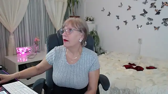 Ghertrude52 online show from 10-10-25, 03:18