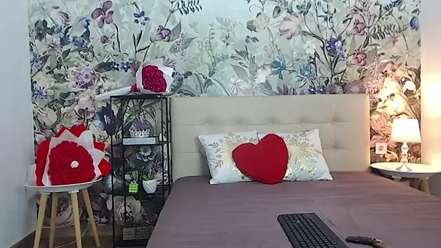 RoseDiamond06 online show from 02-26-26, 09:48