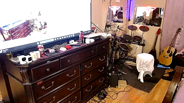 Snapshot of AerobicSleeve chatting on 09-25-25, 05:02 AerobicSleeve online show from 09-25-25, 05:02