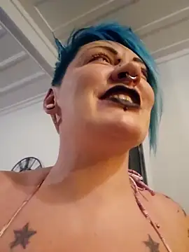 PinkTheHawk online show from 03-12-26, 10:19