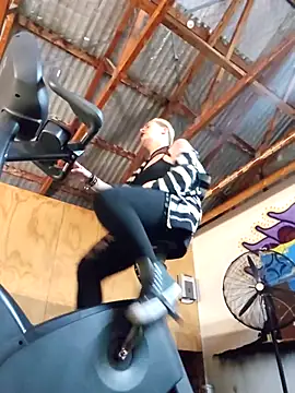 PinkTheHawk online show from 11-28-25, 12:55