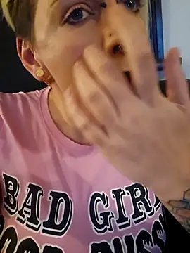 PinkTheHawk online show from 02-26-26, 06:57