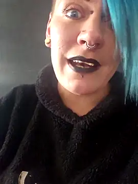 PinkTheHawk online show from 04-14-26, 11:32