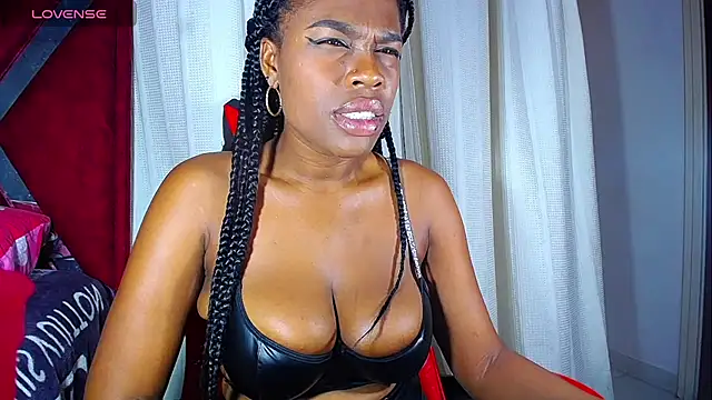 DanisaBrown online show from 10-28-25, 02:27