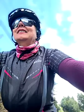 emma tour online show from 12-01-25, 02:51