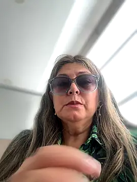 emma tour online show from 10-28-25, 04:06