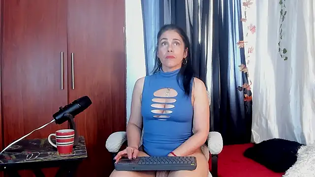 girasol walton online show from 09-22-25, 02:12